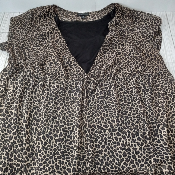 I.N. Studio Leopard Print Blouse - Picture 4 of 6